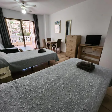Studio In Castle Harbour With Pool Viewc015 Лос Кристианос